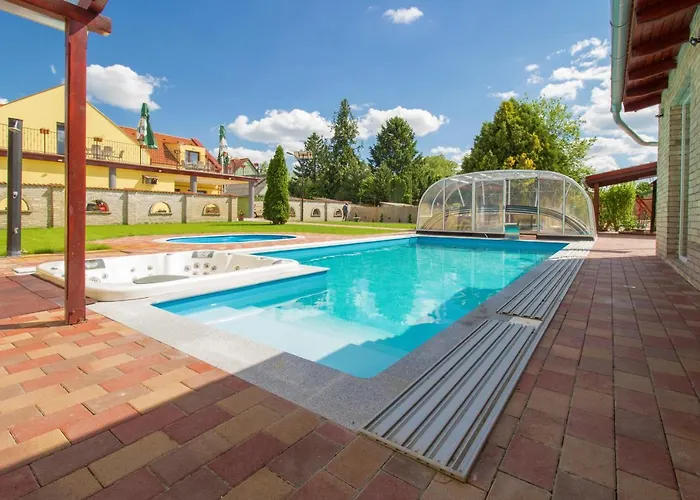 Csónak Apartamento Dávod